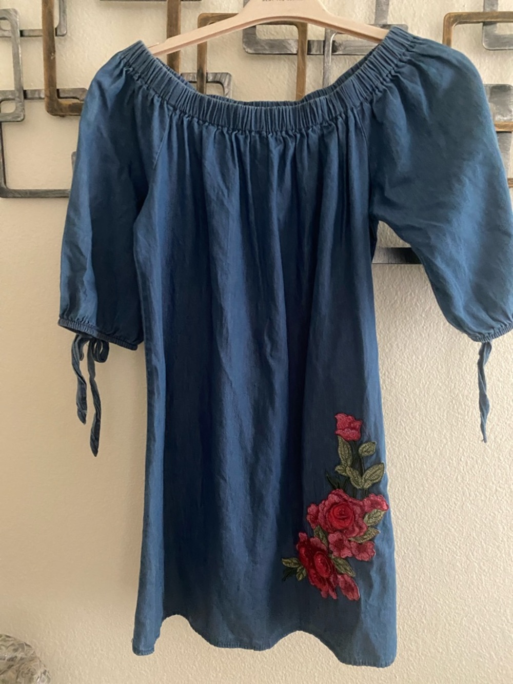 Denim like Off-Shoulder Dress with Red Rose Embroidery size S